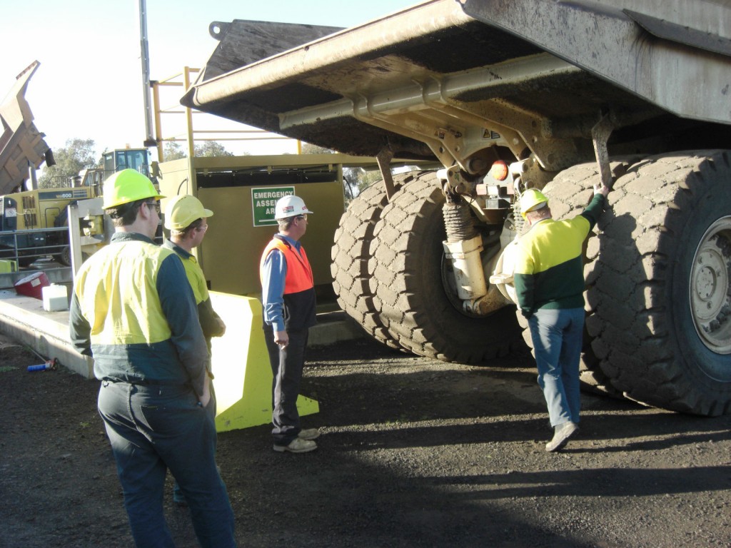 SITE PHOTOS Operator Training at Conundrum Holdings, Northern Quarries in Epping
