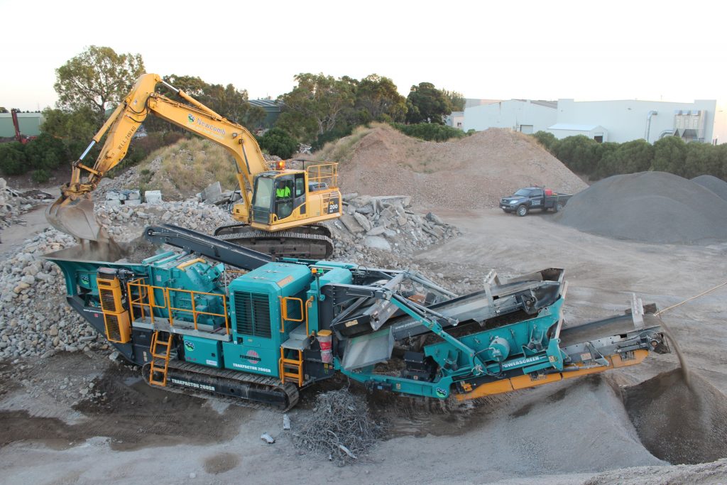 Why Geelong’s Newcomb Sand and Soil has remained a loyal Komatsu customer